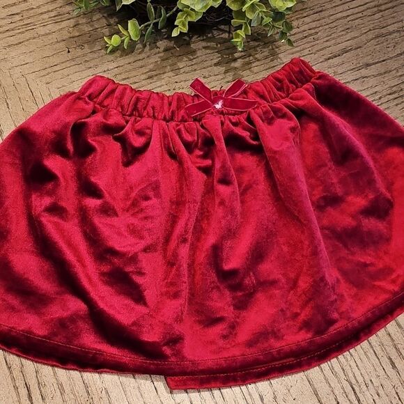 Red Velvet Skirt Size 5/6 - Picture 9 of 9